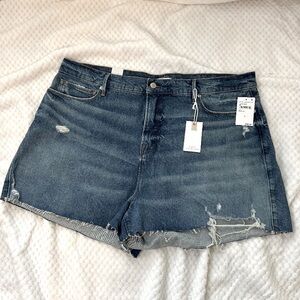 Good American 90s Denim shorts